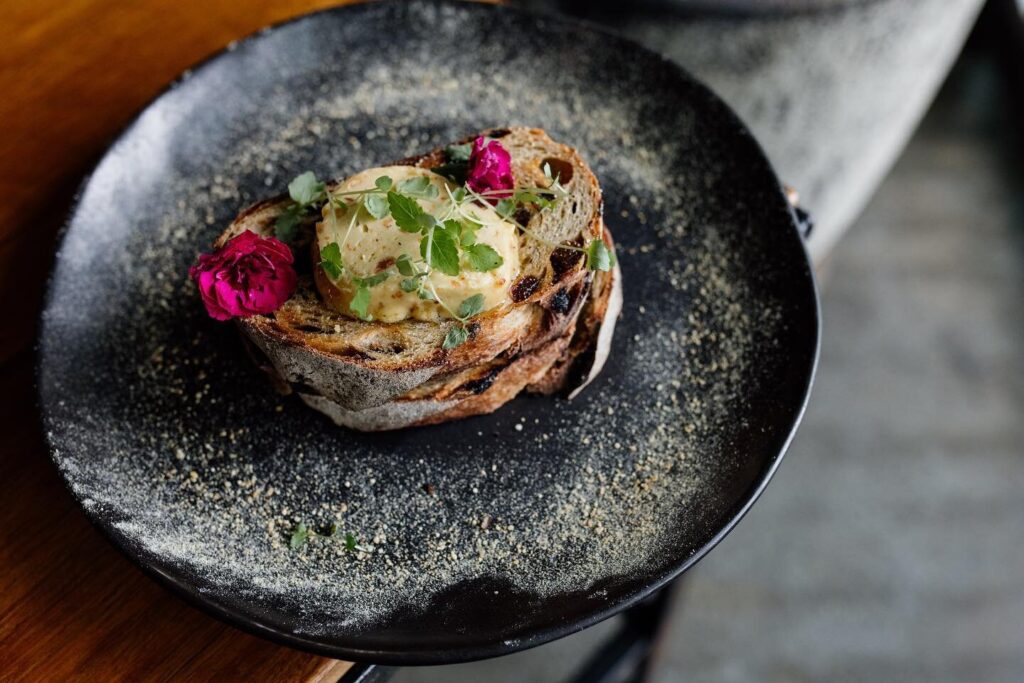 Blackboard Varsity best breakfast spot - Kookro